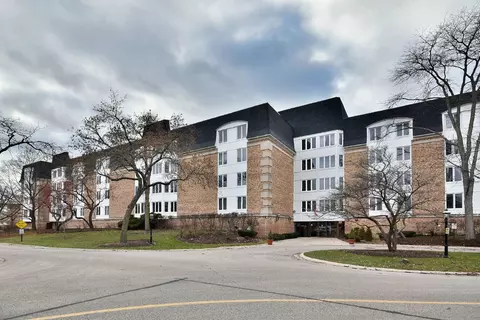 150 Lake Blvd #140, Buffalo Grove, IL 60089