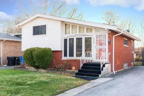 8428 S Kimbark Ave, Chicago, IL 60619