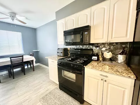 582 Blackfoot Ct, Wheeling, IL 60090 photo 8