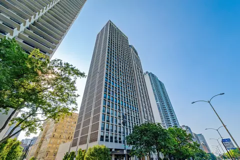 1240 N Lake Shore Dr #7A, Chicago, IL 60610