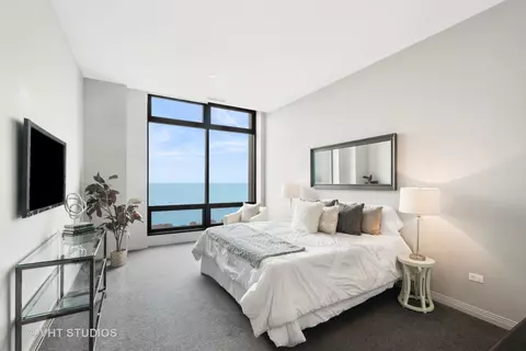 Bedroom - 65 E Monroe St #4025, Chicago, IL 60603 photo 1 of 2