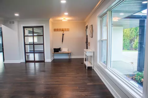 3405 Central Rd, Rolling Meadows, IL 60008 photo 4