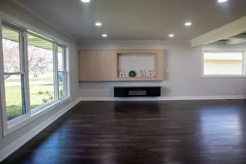 3405 Central Rd, Rolling Meadows, IL 60008 photo 5