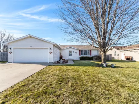 330 W Mesa Dr, Godley, IL 60407