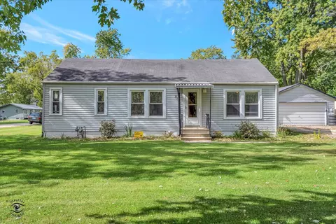 833 S Prairie Rd, New Lenox, IL 60451