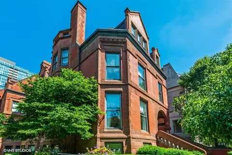 1919 S Prairie Ave #5, Chicago, IL 60616