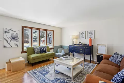 Living - 2101 Robert Dr, Champaign, IL 61821 photo 3 of 7