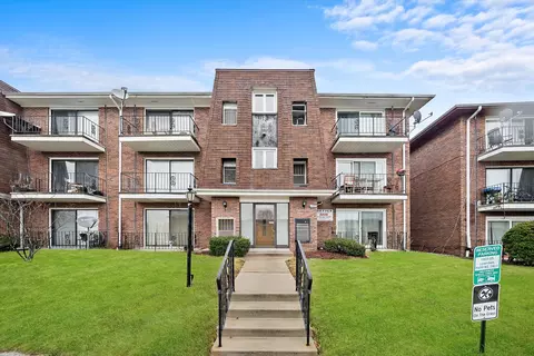 11905 S Lawndale Ave #1B-3, Alsip, IL 60803