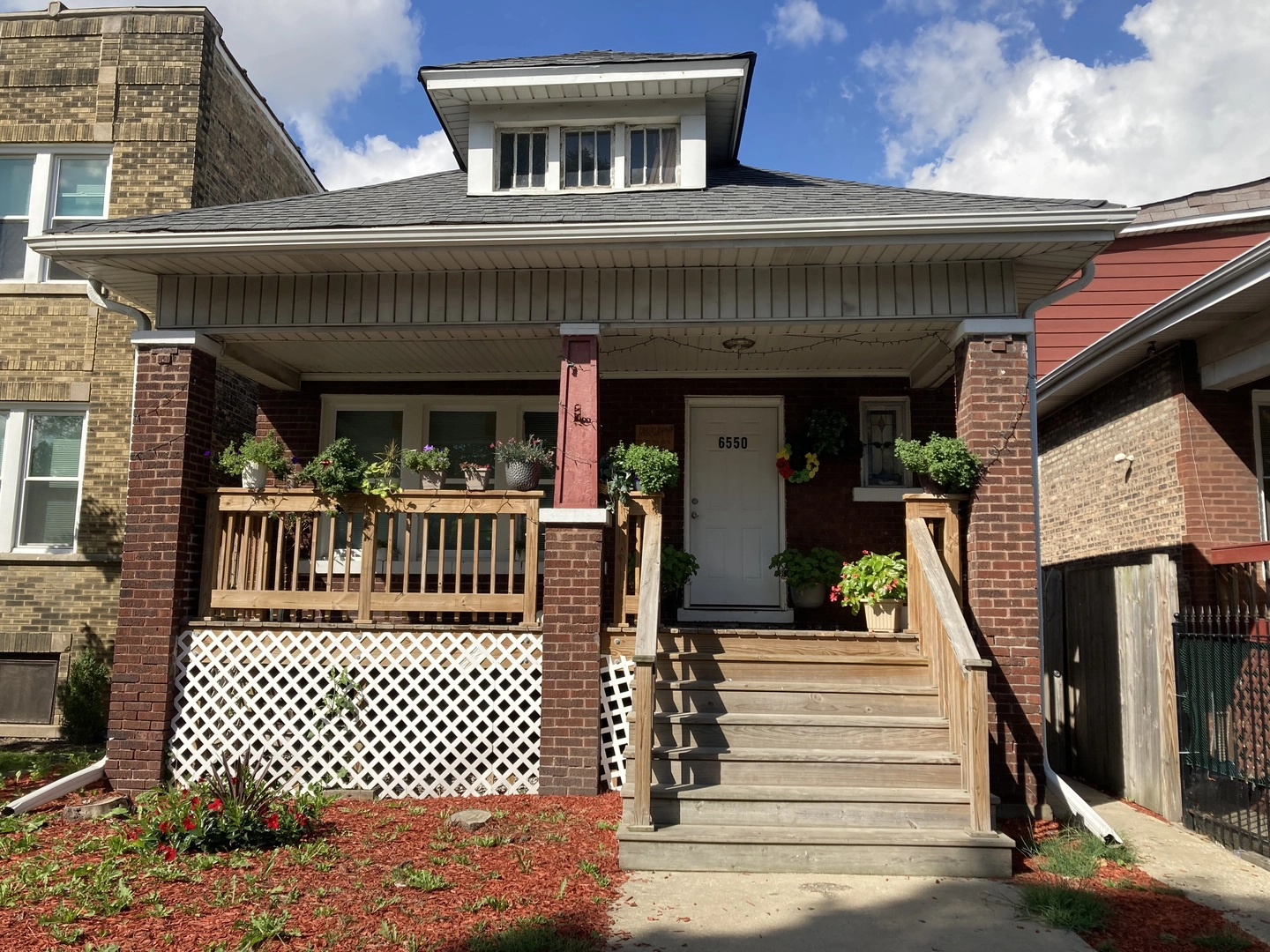 6550 S California Ave  