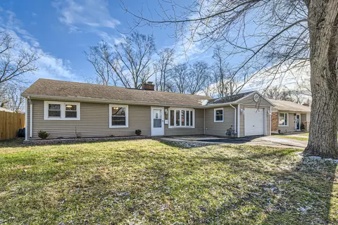 319 Manitowac St, Park Forest, IL 60466