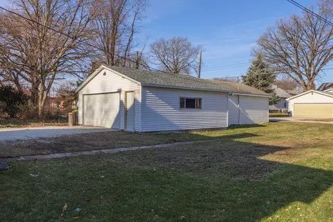 208 E Chestnut St, Fairbury, IL 61739 photo 7