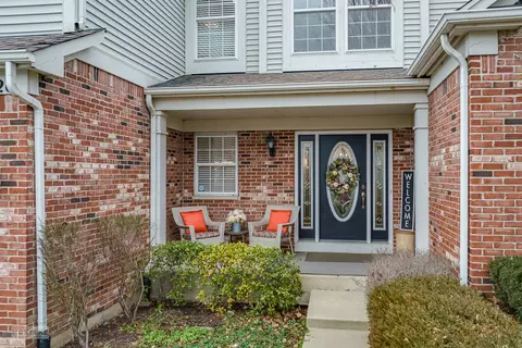 11526 Legacy Dr, Plainfield, IL 60585 photo 2