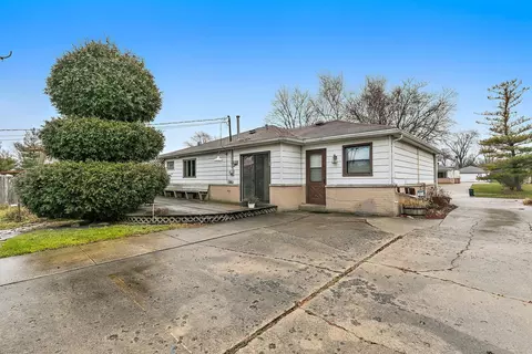 350 Apache Ln, Hoffman Estates, IL 60169 photo 20
