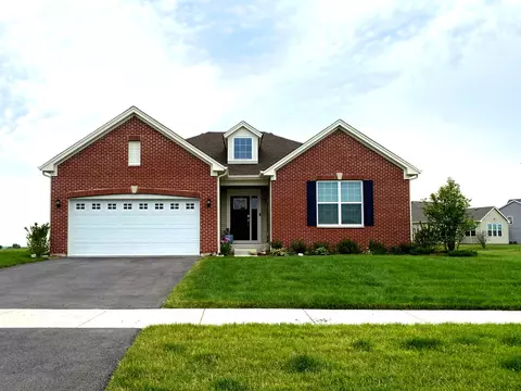 525 Caledonia Dr, New Lenox, IL 60451