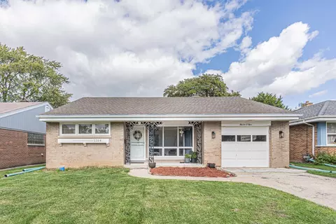 1104 W Central Rd, Mount Prospect, IL 60056