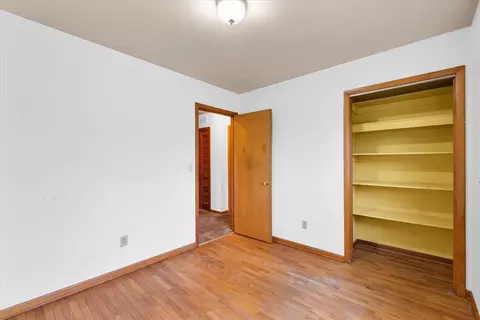 205 W Maple St, Roberts, IL 60962 photo 19