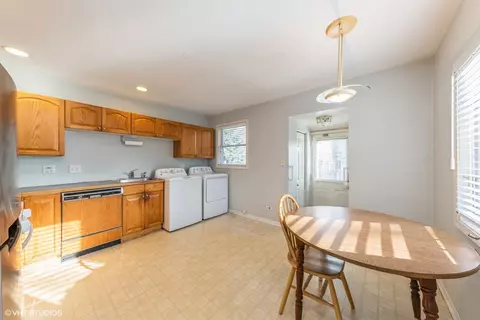 2202 Flicker Ln, Rolling Meadows, IL 60008 photo 7