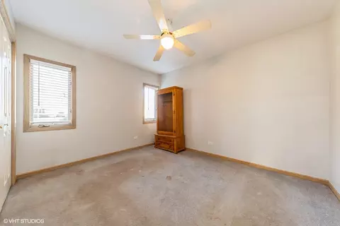 2202 Flicker Ln, Rolling Meadows, IL 60008 photo 9