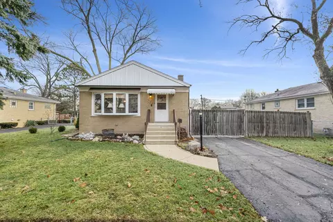 321 Beach Ave, La Grange Park, IL 60526