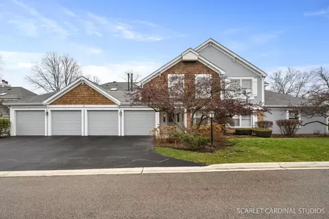 1667 Grosvenor Cir #C, Wheaton, IL 60189