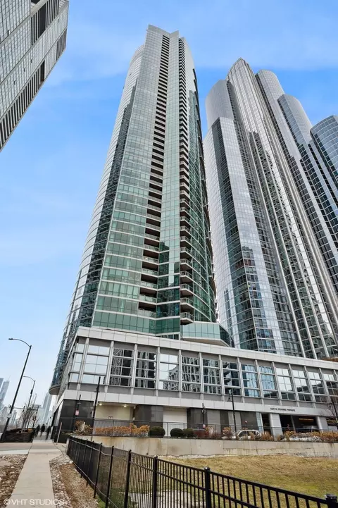 1201 S Prairie Ave #4501, Chicago, IL 60605