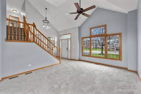 2007 Gleneagle Dr, Plainfield, IL 60586 photo 5