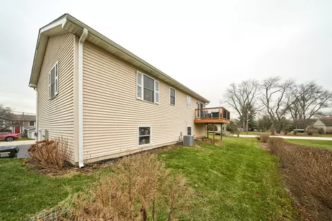 6307 Robert Rd, Cary, IL 60013 photo 26
