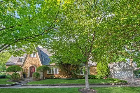 542 Brier St, Kenilworth, IL 60043