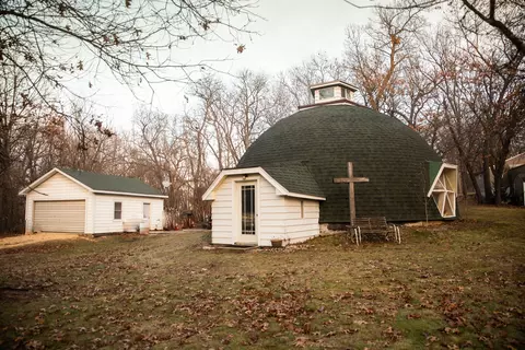 Undisclosed, Dixon, IL 61021