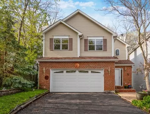 21658 W Ravine Dr, Lake Zurich, IL 60047