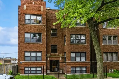 6825 S Harper Ave #2S, Chicago, IL 60637