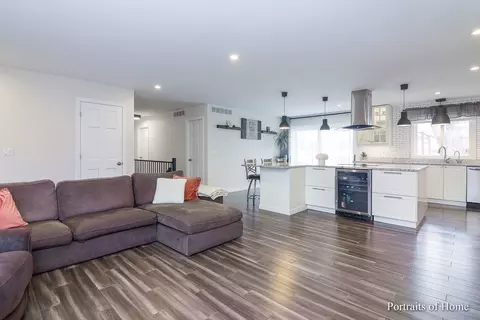 616 Lido Ter W, Bartlett, IL 60103 photo 5