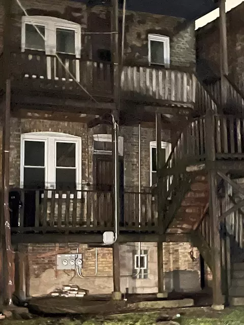 5940 S Carpenter St, Chicago, IL 60621 photo 3