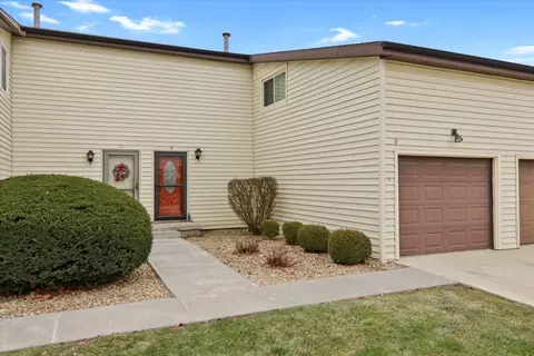 1711 King Dr #F, Normal, IL 61761