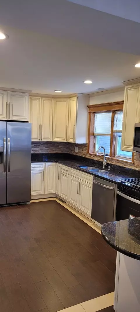 3812 W 70th Pl, Chicago, IL 60629 photo 6