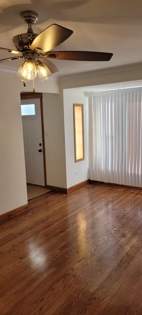 3812 W 70th Pl, Chicago, IL 60629 photo 4