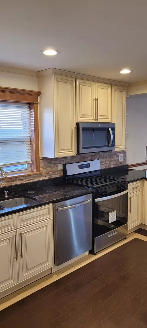 3812 W 70th Pl, Chicago, IL 60629 photo 8