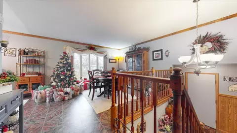 1067 Pinecrest Dr, Rantoul, IL 61866 photo 7