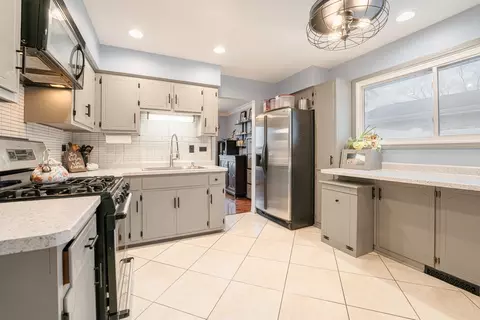 4353 150th St, Midlothian, IL 60445 photo 8