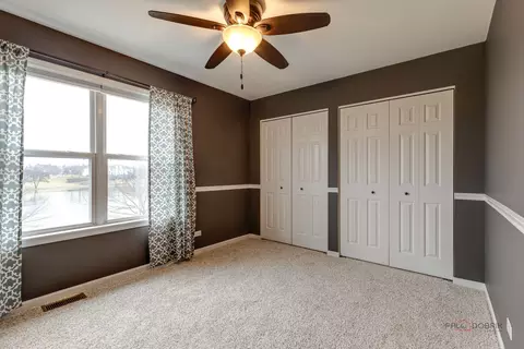 1460 Anvil Ct, Bartlett, IL 60103 photo 36