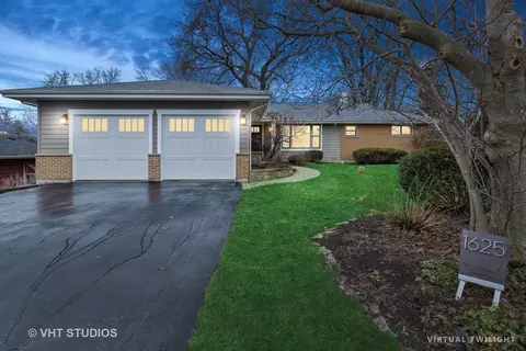 1625 40th St, Downers Grove, IL 60515