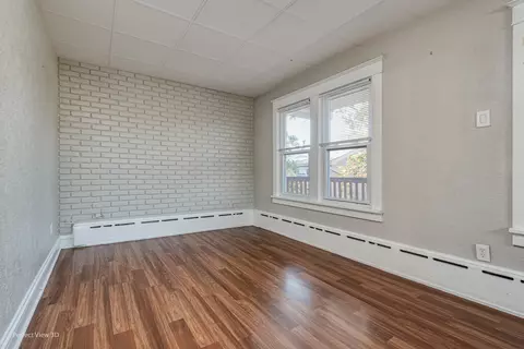 16131 Forest Ave, Oak Forest, IL 60452 photo 2