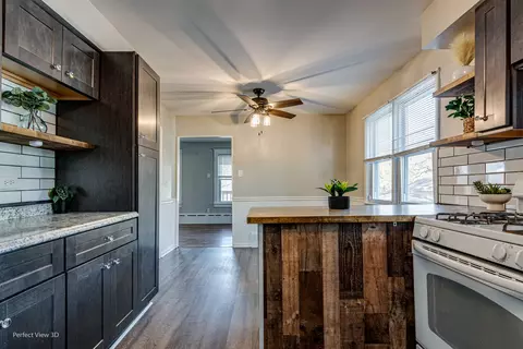 16131 Forest Ave, Oak Forest, IL 60452 photo 8