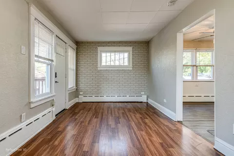 16131 Forest Ave, Oak Forest, IL 60452 photo 3