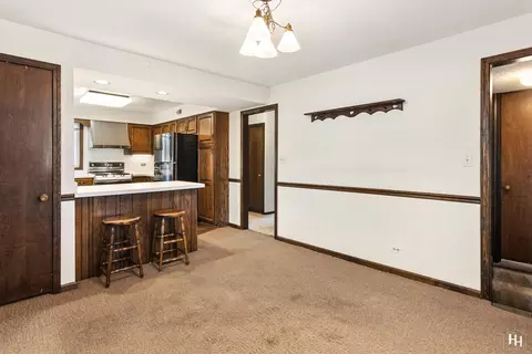 1125 Webster Ln, Des Plaines, IL 60016 photo 8