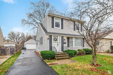 1125 Webster Ln, Des Plaines, IL 60016