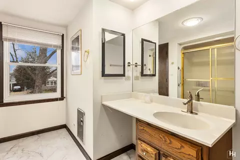 1125 Webster Ln, Des Plaines, IL 60016 photo 25