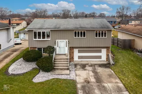 7632 163rd St, Tinley Park, IL 60477