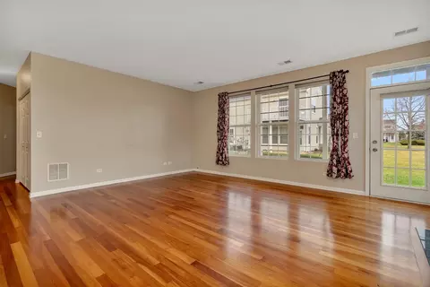5117 Freeport Dr #5117, Plainfield, IL 60586 photo 8