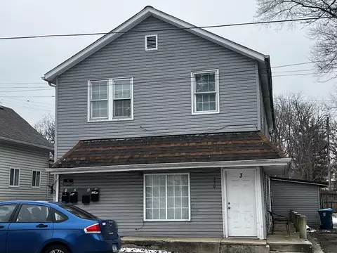 730 S Lincoln Ave, Aurora, IL 60505